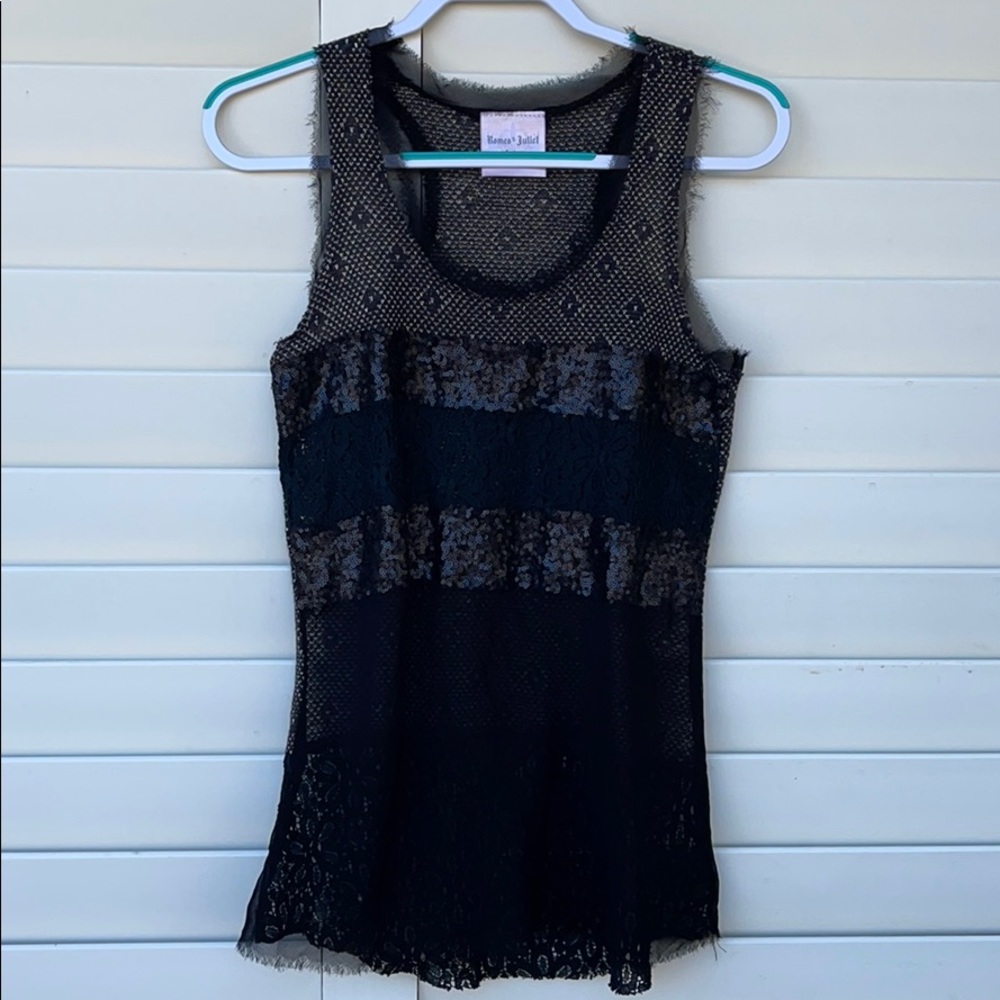 Romeo & Juliet Couture Sleeveless Blouse Sz Medium
